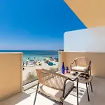 Nella Oda ve Kahvaltı 3*