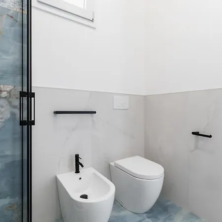 Nella Bed & Breakfast 3*