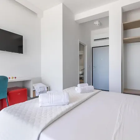 Nella 3* Torre Lapillo