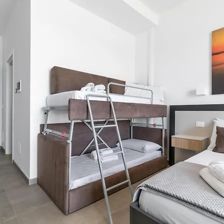 Nella Bed & Breakfast 3*