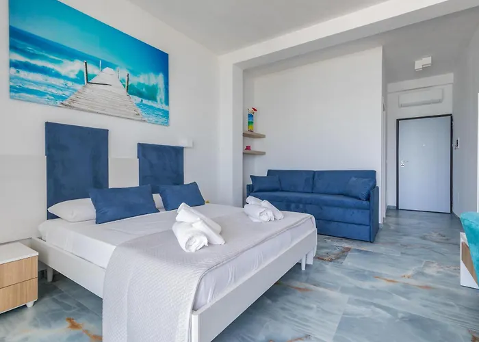 Nella Bed & Breakfast 3*